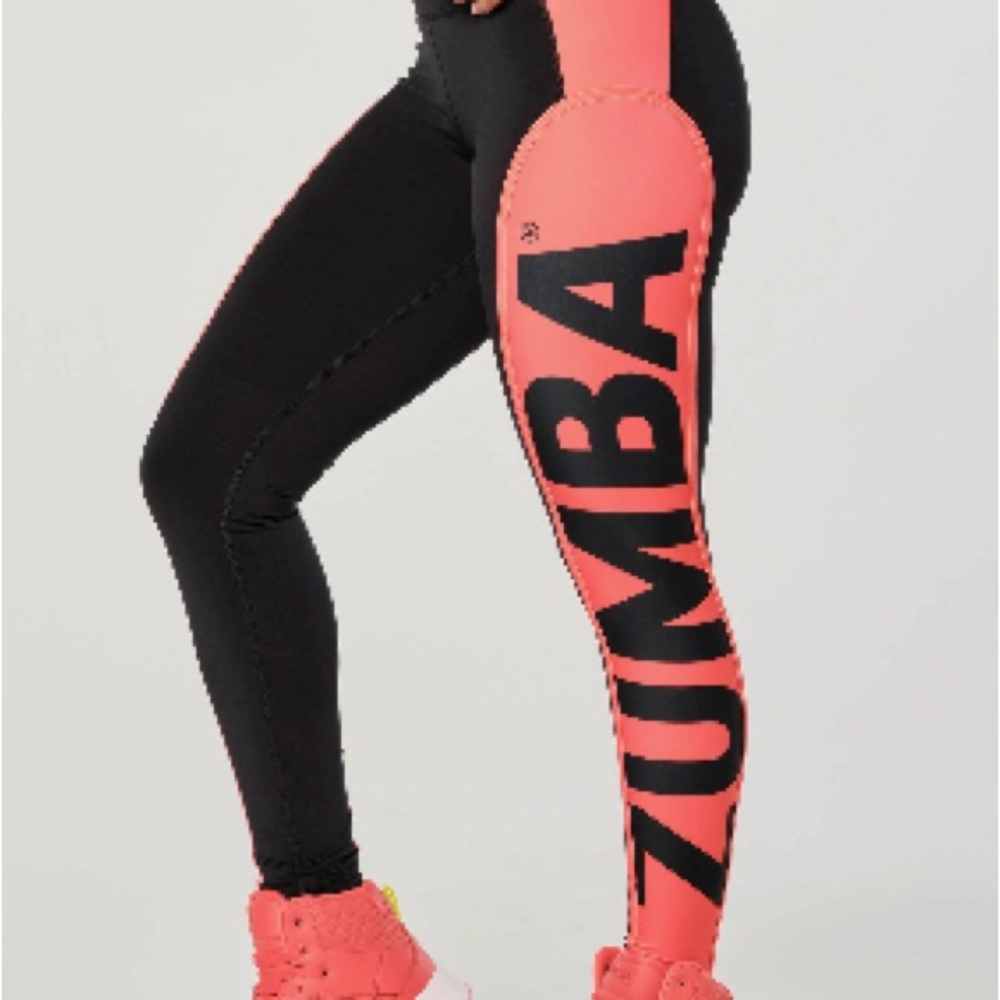 Zumba Creatives Unite High Waisted Ankle Leggings in Bold Black